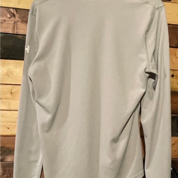 Men’s size medium light base top layer. - Picture 3 of 3